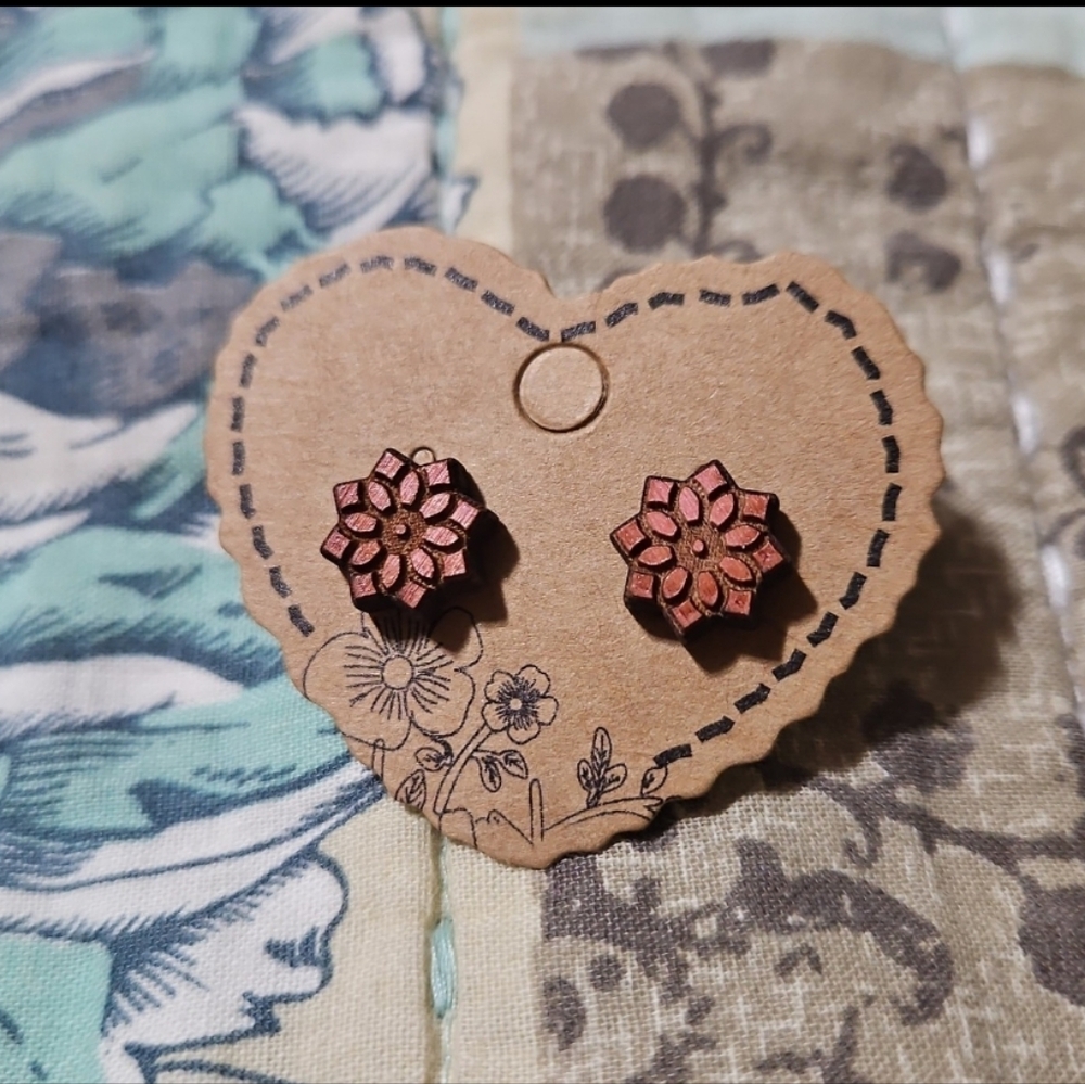 "Flower Power" minimalist stud earrings (Pink)